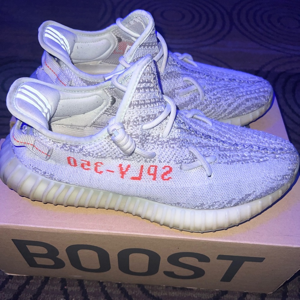 Yeezy Boost 350 V2 Blue Tint